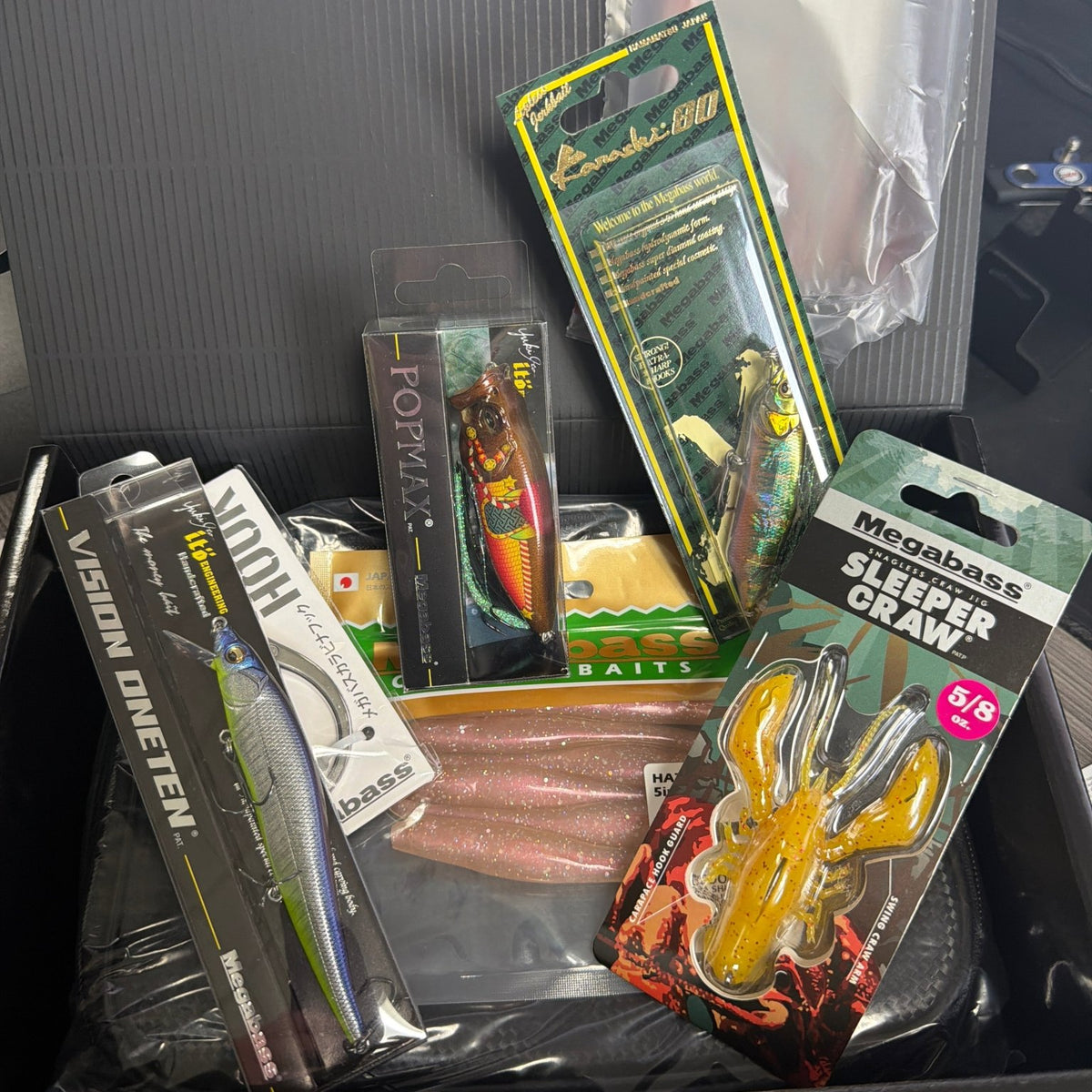 Ensemble de leurres Megabass 2025 Lucky Bag boîte rouge sel Ensemble de leurres Megabass 2025 Lucky Bag boîte rouge sel