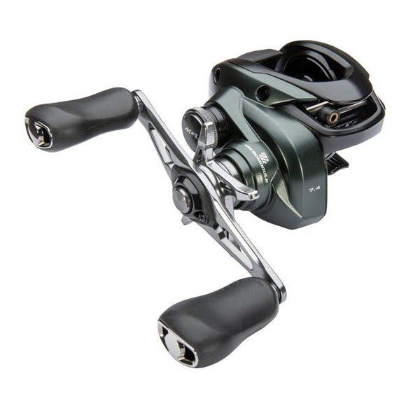 Used Baitcast Reel - Shimano Curado MGL 150HG 7.4:1 RH 8/10